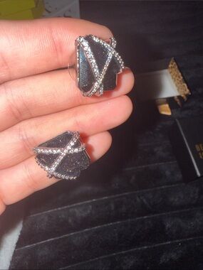 Untamed onyx sandstone- hematite plating